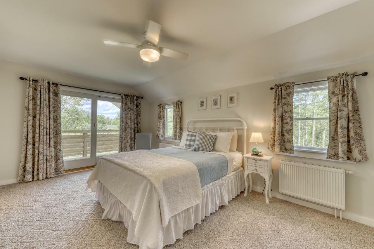 Hobby Hops Farmhouse Northport Bagian luar foto